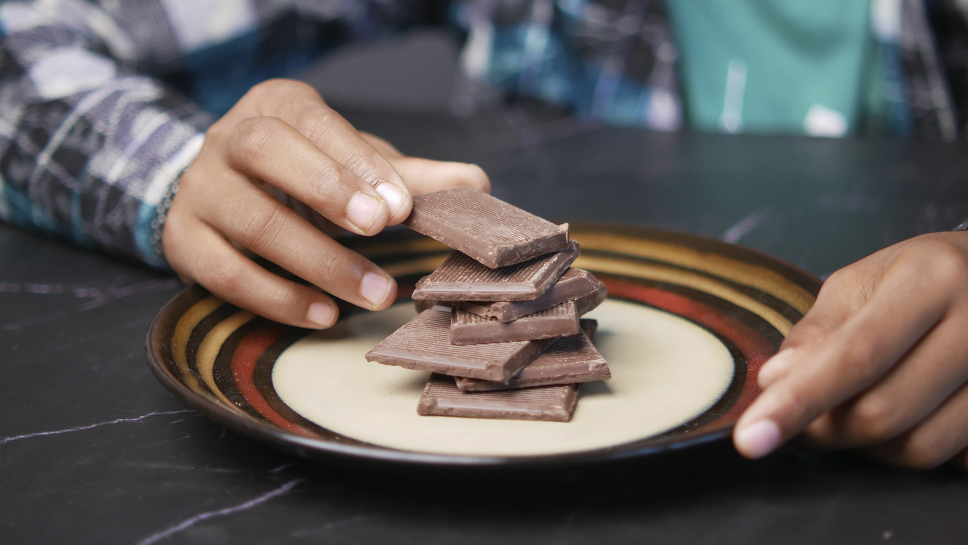 Estratégias nutricionais e suplementação para mitigar os efeitos metabólicos do excesso alimentar na Páscoa